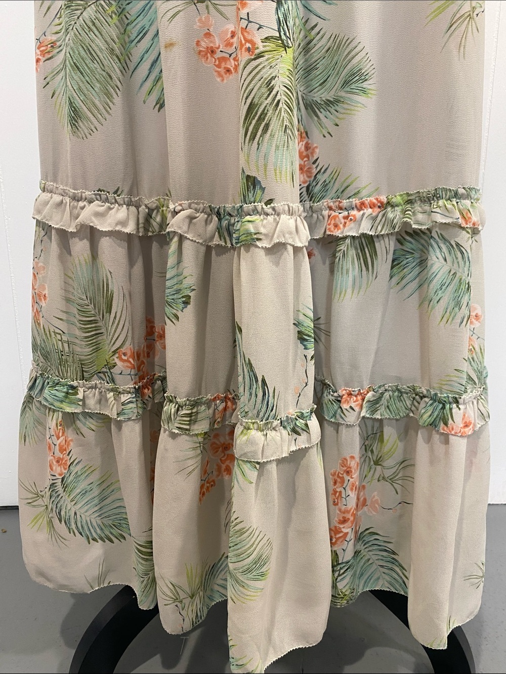 Floral Tiered Maxi Dress Romantic Resort Boho Tropical Flowy Island Chic Medium - Picture 6 of 14